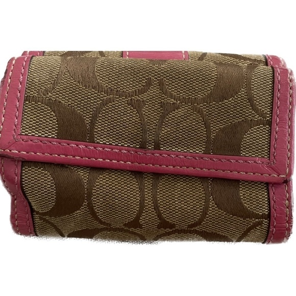 Coach Beige/Pink Signature Canvas And Leather Compact Wallet - Picture 4 of 5